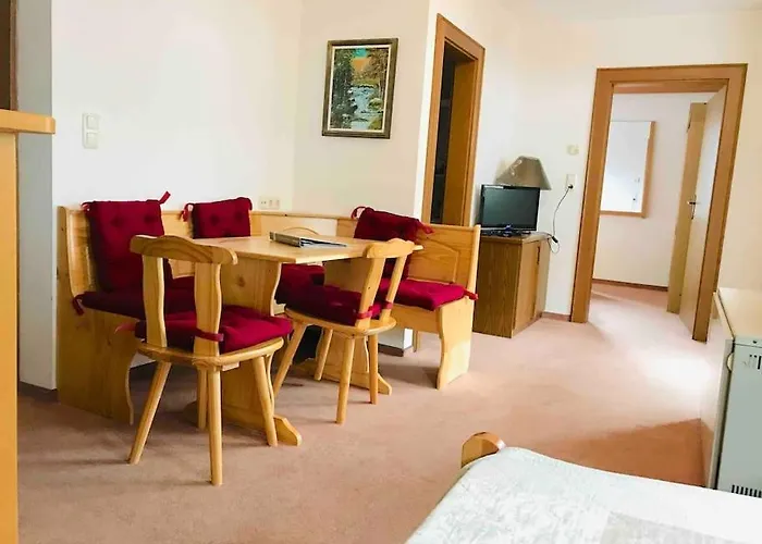 בית הארחה Haus Brandeck