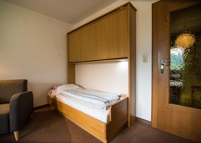בית הארחה Haus Brandeck 4*